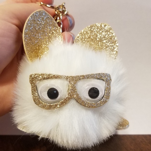 🦉Sparkly Owl Pom Pom Keychains - Picture 2 of 4